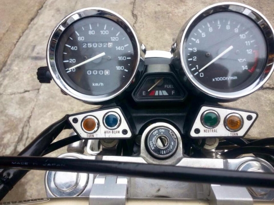 ต้ำพระราม2 ขาย YAMAHA XJR400 โชมปี 98 สรรพสามิต ระบบไฟ้ใช้ได้ครบ สภาพดีสุดๆ