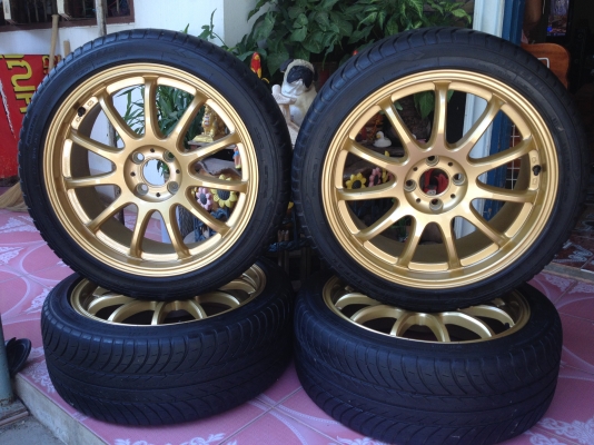 ขายแม็กขอบ 17 พร้อมยางถูกๆคับ