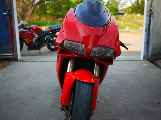 ขาย Ducati 996 พร้อมทะเบียนแท้ๆ996ตรงรุ่นและของแต่อีกหลายรายการ