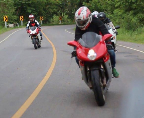 ขายรถเทพๆหายากแรงม้าเยอะๆ Mv Agusta f4