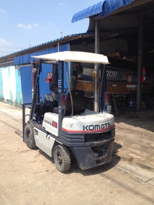 Forklift Komatsu - รุ่น 15 ยก 1.5 ตัน เสา 3 เมตร ราคาพิเศษ