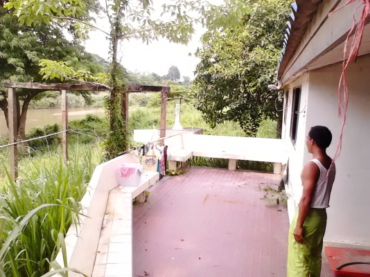 ขอนอกเรื่องหน่อยครับ บ้านพร้อมที่ดินติดแม่น้ำป่าสัก ด้านหน้าติดถนน 2 ด้าน