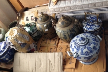 ชุดลายคราม เก่าเก็บเก่าเก็บครับสภาพสวยๆครับสนใจโทรสอบถามได้ครับ ชุดลายคราม เก่าเก็บเก่าเก็บครับสภาพสวยๆครับสนใจโทรสอบถามได้ครับ