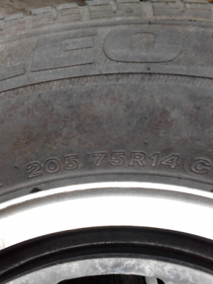 205/75R14 BRIDGE STONE LEO 67 แม๊กพร้อมยาง ใส่ได้เลยครับ โทร.081-427-3941 205/75R14 BRIDGE STONE LEO 67 แม๊กพร้อมยาง ใส่ได้เลยครับ โทร.081-427-3941