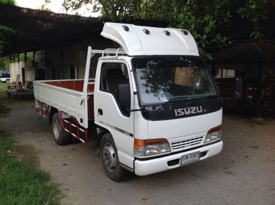 ขาย 6 ล้อ เล็ก NKR-120 ไม่ติดเวลา ปี 54  สวย ๆ ครับ