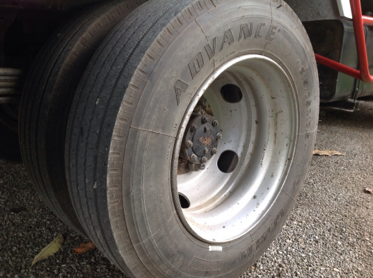 ขาย 6 ล้อ เล็ก NKR-120 ไม่ติดเวลา ปี 54 สวย ๆ ครับ ขาย 6 ล้อ เล็ก NKR-120 ไม่ติดเวลา ปี 54 สวย ๆ ครับ