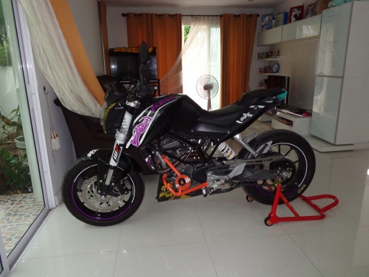 ขายดาวน์  KTM DUKE 200 ABS ปี2013 ราคา 45,000 บาท