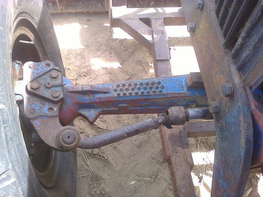 ขายฟอร์ด 6640 คาราโร  ดันหน้าผาน3 ไม่มีทะเบียนสภาพเดิมๆ