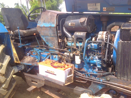 ขายฟอร์ด 6640 คาราโร  ดันหน้าผาน3 ไม่มีทะเบียนสภาพเดิมๆ