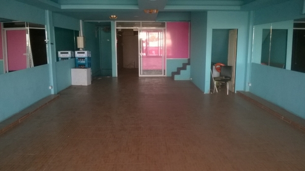 ขาย...อาคารพาณิชยน์ 3 ชั้นครึ่ง(ทำเลทอง)อุดรธานี ขาย...อาคารพาณิชยน์ 3 ชั้นครึ่ง(ทำเลทอง)อุดรธานี