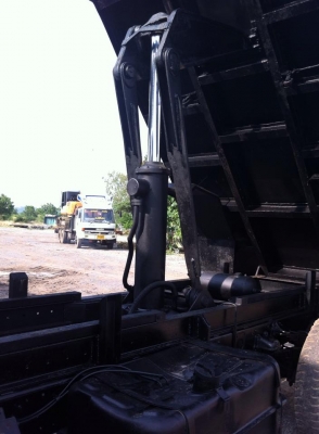 ขายหกล้อดั้มใหญ่ fuso พร้อมใช้ทะเบียนพร้อม