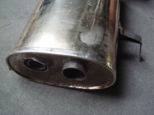 ขายหม้อพักท่อไอเสียของ JASMA ปลายสแตนเลสเก่าญี่ปุ่นและหม้อพักสแตนเลสเข้า2ออก2ครับ