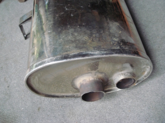 ขายหม้อพักท่อไอเสียของ JASMA ปลายสแตนเลสเก่าญี่ปุ่นและหม้อพักสแตนเลสเข้า2ออก2ครับ