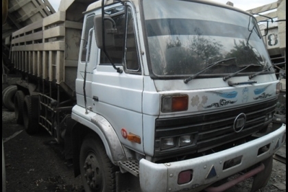 สิบล้อ UD