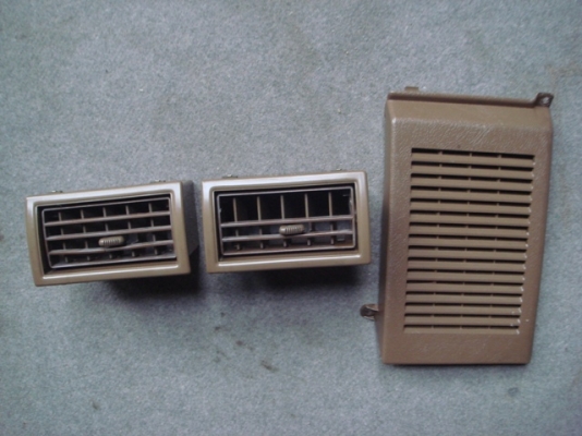 ขายเรือนไมล์เบนซิล/แลนมิเตอร์และส่วนประกอบคอลโชลของฮีโร่ HEROครับ