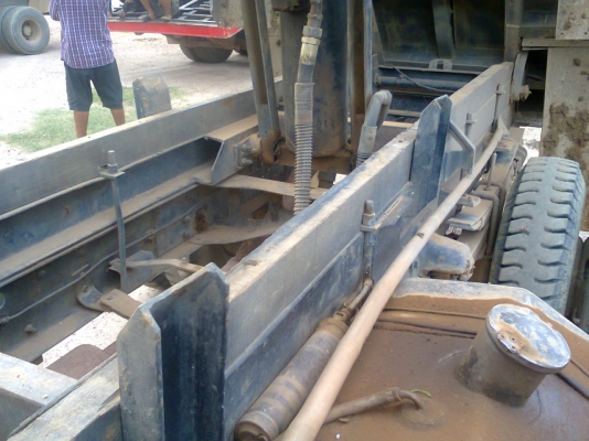 ขาย หกล้อดั้ม ฮีโน่ FC180 แรงม้า