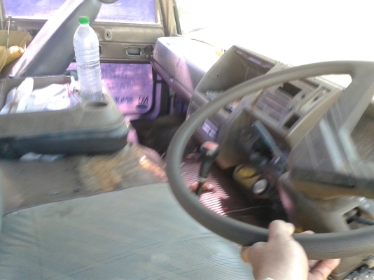 ต้องการขาย รถ 10 ล้อ / HINO หัวลากรถน้ำมัน ( หัว+หาง ) ลดราคาครับเหลือ 685000 บาทครับ