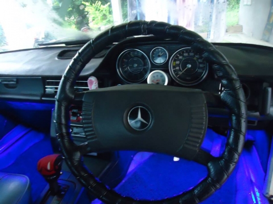 ขายเบนซ์ ตาตั้ง