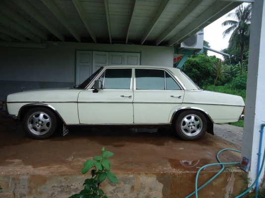 ขายเบนซ์ ตาตั้ง