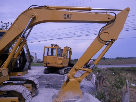 CATERPILLAR E110 CATERPILLAR E110