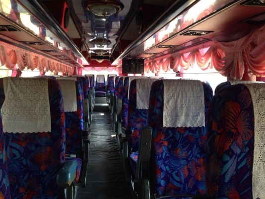 ขายรถบัส 6 ล้อ ยี่ห้อ NISSAN 330 แรงม้า ขายรถบัส 6 ล้อ ยี่ห้อ NISSAN 330 แรงม้า