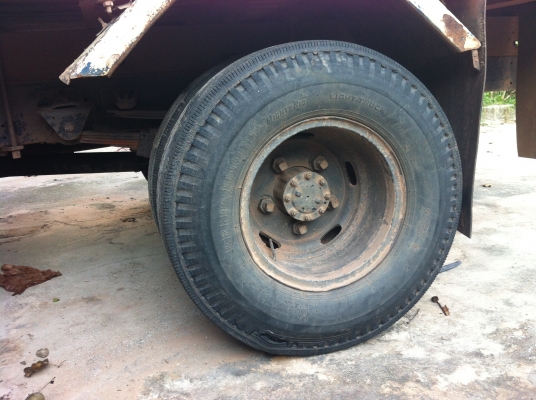 TOYOTA  ไดน้า 6ล้อช่วงยาว 2 ใบปัด ราคาถูกๆๆมาแล้วคับ