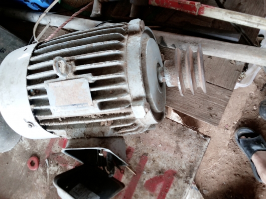 ขายมอเตอร์ไฟฟ้า3เฟส 3แรง ขายมอเตอร์ไฟฟ้า3เฟส 3แรง