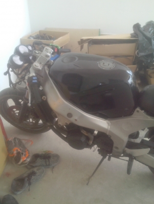 ขาย FZR400 ตัว 3TJ ครับ 25,000.