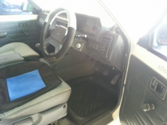 FORD MARATON ดีเซลเครื่องเดียวกับอีซูสุ สภาพเดิมๆสวยมากรถเก่าเก็บ FORD MARATON ดีเซลเครื่องเดียวกับอีซูสุ สภาพเดิมๆสวยมากรถเก่าเก็บ