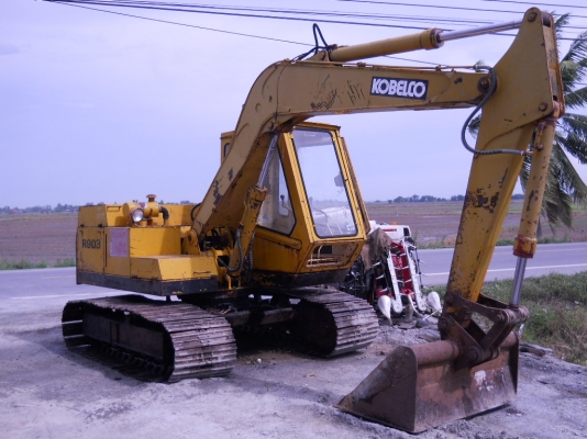 KOBELCO R903 KOBELCO R903