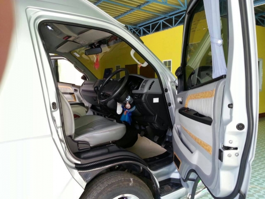 ขายดาวน์commuter โฉมล่าสุดแต่งวีเต็มพร้อมเครื่องเสียงยกชุด ขายดาวน์commuter โฉมล่าสุดแต่งวีเต็มพร้อมเครื่องเสียงยกชุด