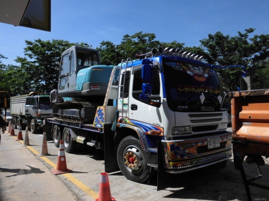 ขายแบ็คโค โกเบโก้ 100- 5 super เอกสานเล่มทะเบียน มือเดียวออกห้าง