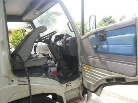 รถบรรทุก 6 ล้อใหญ่ HINO ปี2536 รุ่นFC2WEKA ราคา 430,000 บ.