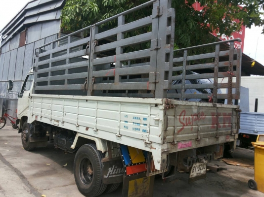 รถบรรทุก 6 ล้อใหญ่ HINO ปี2536 รุ่นFC2WEKA ราคา 430,000 บ.