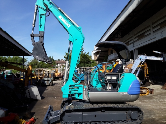 ขาย รถขุด KOBELCO รุุ่น SK045 แทร็กเหล็ก มือสองญี่ปุ่น