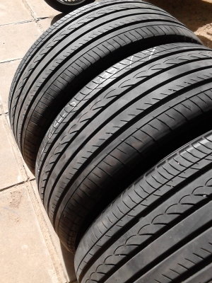 225/50R17 YOKOHAMA ADVANCE db มีชุด 4 เส้น โทร.081-427-3941 225/50R17 YOKOHAMA ADVANCE db มีชุด 4 เส้น โทร.081-427-3941