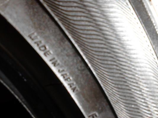 225/50R17 YOKOHAMA ADVANCE db มีชุด 4 เส้น โทร.081-427-3941 225/50R17 YOKOHAMA ADVANCE db มีชุด 4 เส้น โทร.081-427-3941