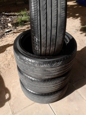 225/50R17 YOKOHAMA ADVANCE db มีชุด 4 เส้น โทร.081-427-3941 225/50R17 YOKOHAMA ADVANCE db มีชุด 4 เส้น โทร.081-427-3941