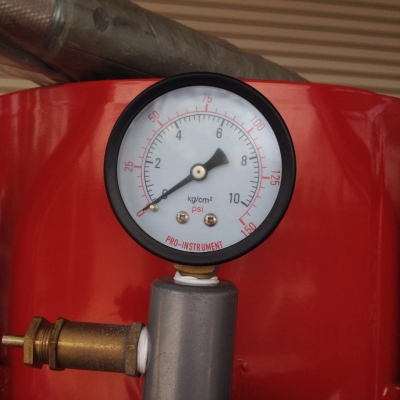 เครื่องยิงทรายระบบแรงดัน ของใหม่ ต่อลมเข้าใช้งานได้เลย เครื่องยิงทรายระบบแรงดัน ของใหม่ ต่อลมเข้าใช้งานได้เลย