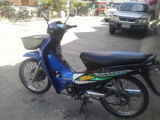 Wave 100 ปี 47 สีน้ำเงิน ดำ รถสวย ชุดสีสด เครื่องเดิม แน่น มีเล่ม เอกสารครบ