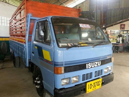 ขายISUZU NKR110 แรง ยาว 4.30เมตร เครื่องดี แคชซีสวย เอกสารพร้อมโอน