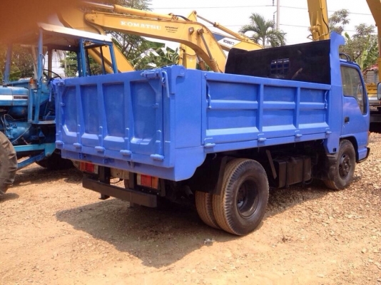 ขายรถบรรทุกหกล้อดัมพ์ ISUZU NKR58L เครื่อง 4BE1-110 แรง ฝาดำ ทะเบียนพร้อม