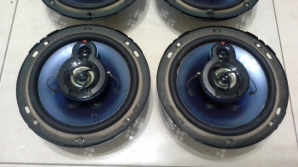 ลำโพง 6" Kenwood แกนร่วมสามทาง(3way) ยกชุด 4 ตัว สวยๆถูกๆ
