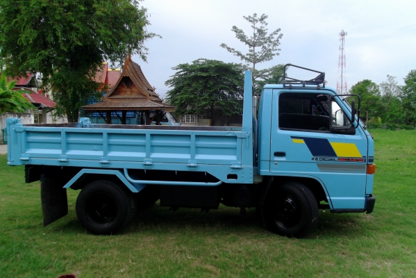 ISUZU NKR 88แรง ปี34 เกรีย์ยาว ISUZU NKR 88แรง ปี34 เกรีย์ยาว