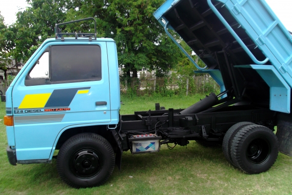 ISUZU NKR 88แรง ปี34 เกรีย์ยาว ISUZU NKR 88แรง ปี34 เกรีย์ยาว