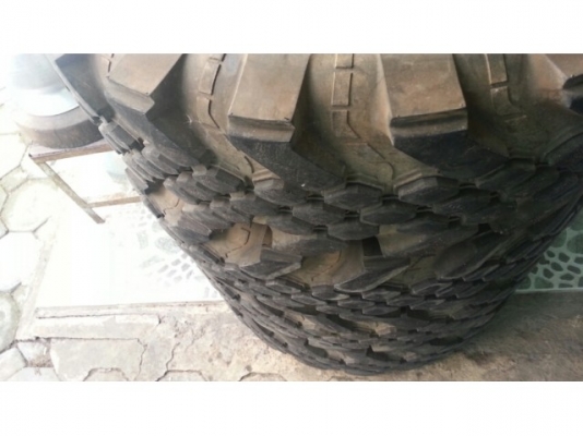 ขายยาง king cobra 285/75-16 (33-10.5-16) 8,000 บาท