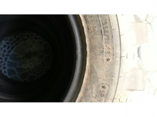 ขายยาง king cobra 285/75-16 (33-10.5-16) 8,000 บาท