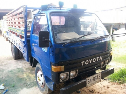 ขายTOYOTA 115แรง ยาว 4.30เมตร เครื่องดี แคชซีสวย เอกสารพร้อมโอน