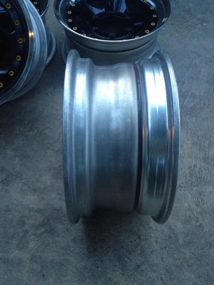 ขายล้อ 3 ชิ้นแท้ ขอบ 15x7 ET0 6/139.7 ประมูลจากญี่ปุ่นครับ