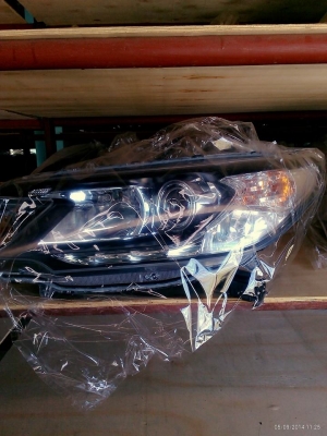 ขายไฟหน้า CRV CIVIC VIOS VIGO ขายไฟหน้า CRV CIVIC VIOS VIGO